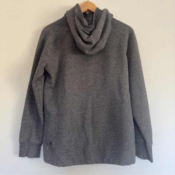 Lululemon Fleece Please pullover in Gray size: 6 - Picture 3 of 7